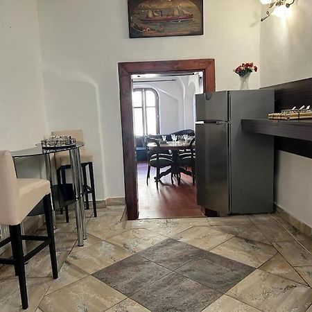 City Center Apartment Банська Бистриця Екстер'єр фото