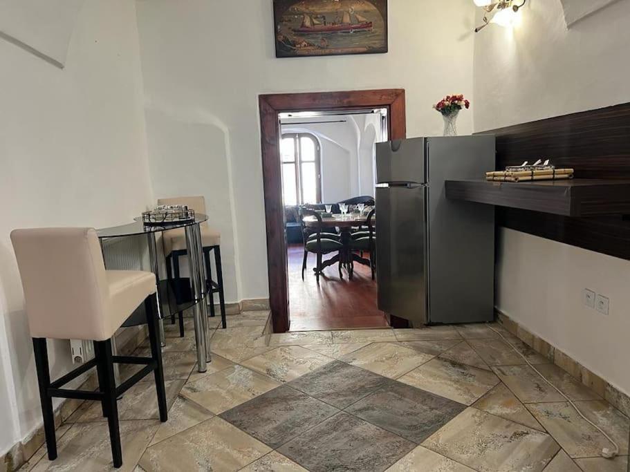 City Center Apartment Банська Бистриця Екстер'єр фото